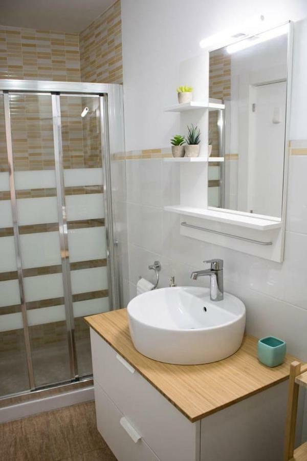 דירות אלמריה Apartamento Reyes Catolicos מראה חיצוני תמונה